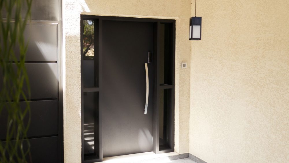 Porte d’entrée : PVC, alu ou bois ?